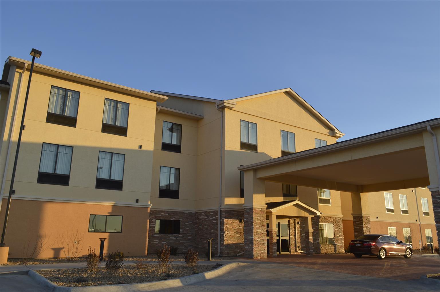 Best Western Plus Stevens County Inn Hugoton Exterior photo